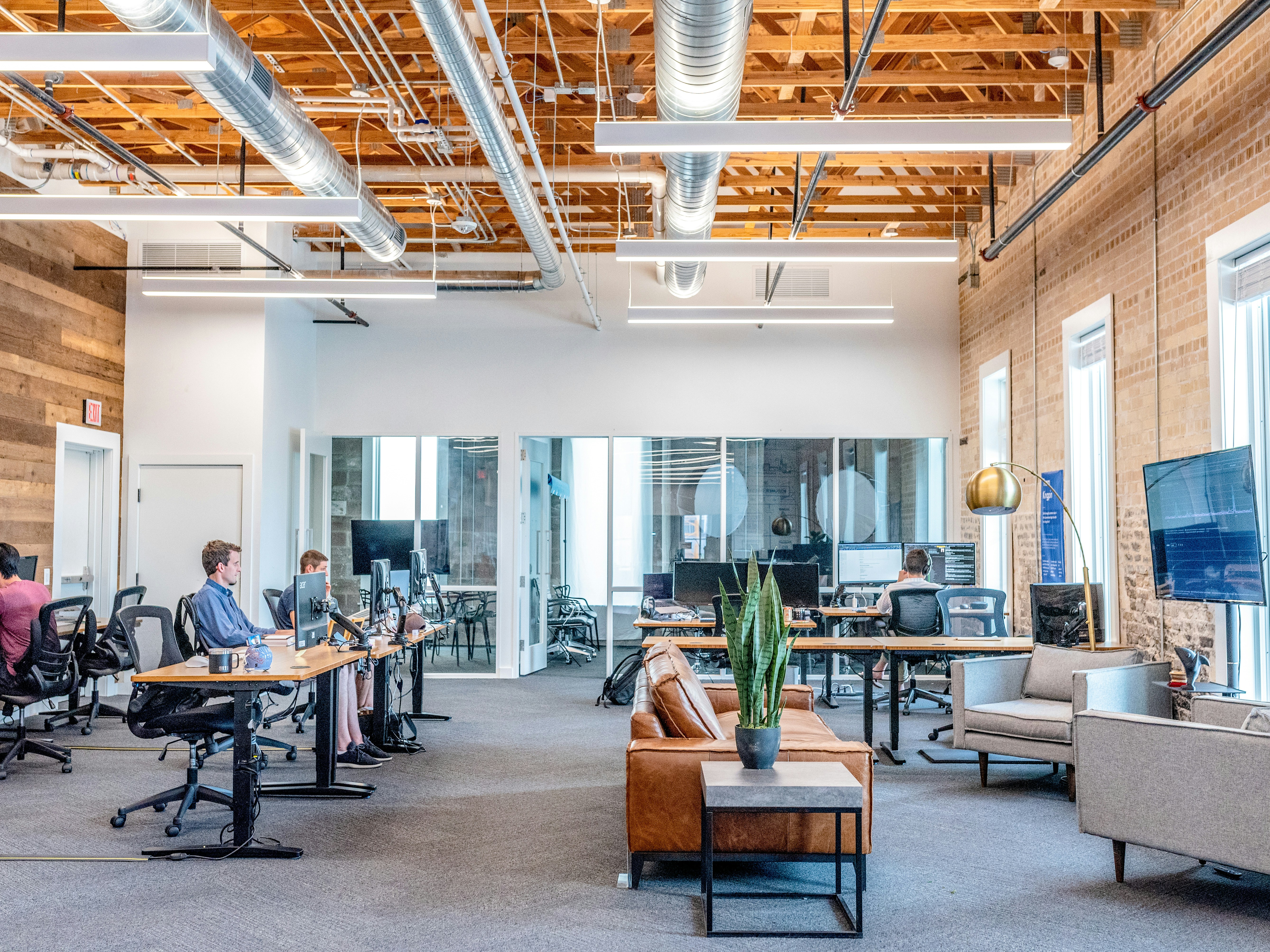 CO-WORKING SPACES